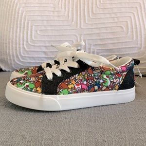 Kids Super Mario Size 3 Unisex Sneakers